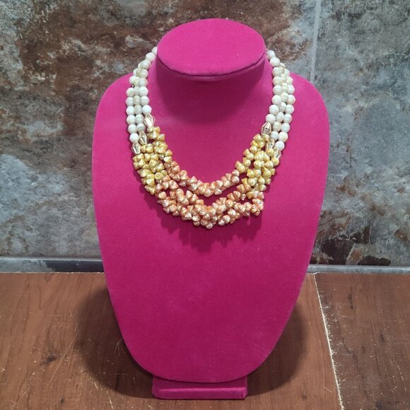 Vintage Multi Strand Bead Shell Necklace White Beads Yellow Orange Shells Gold - Picture 2 of 8
